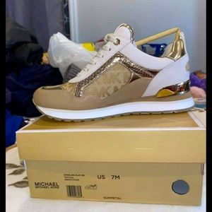 MK sneaker